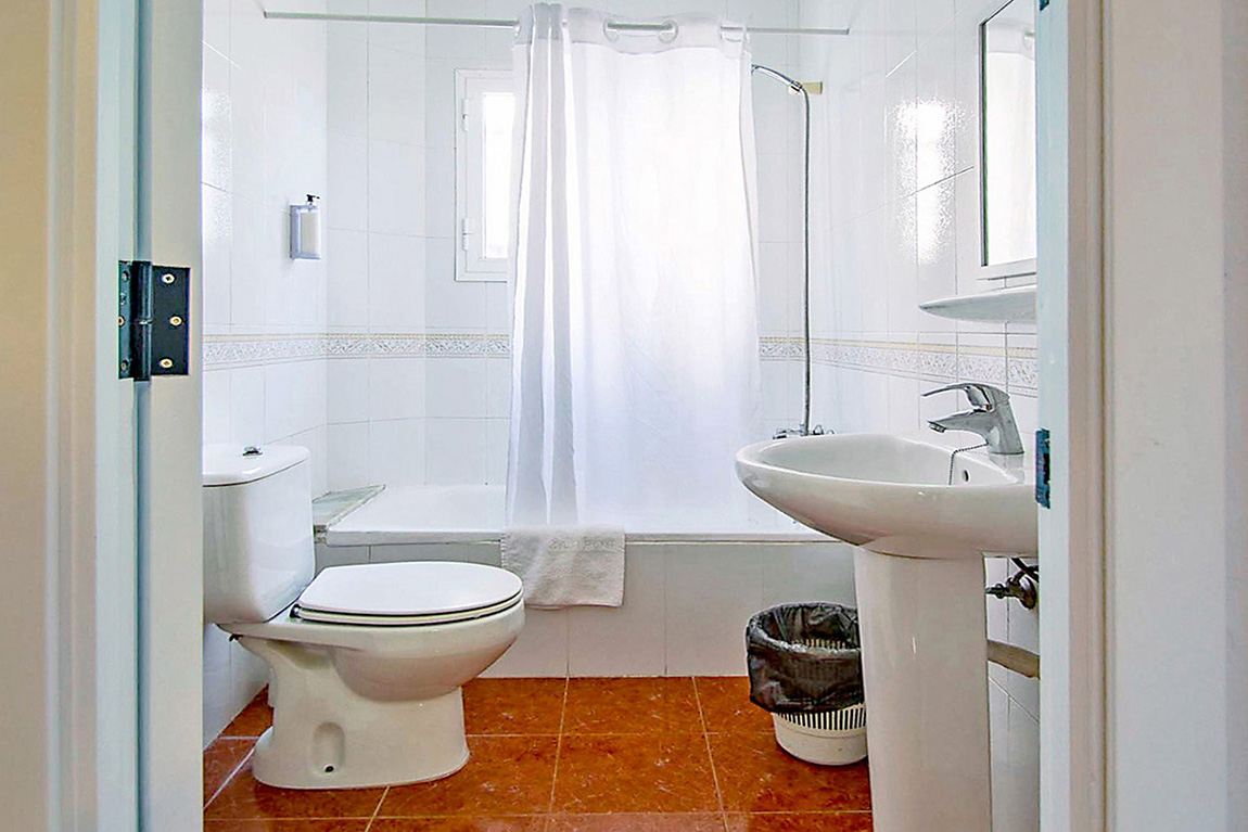 Apartamento 2 dormitorios - Baño